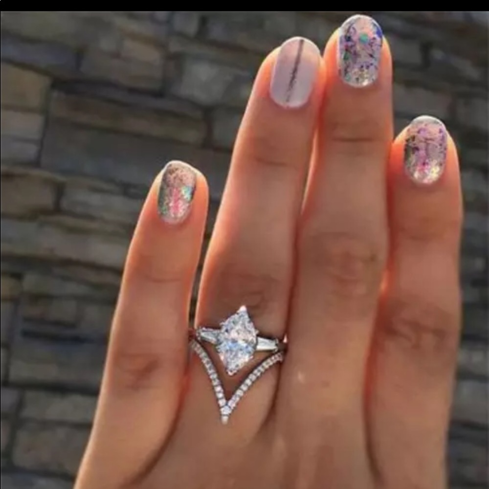 Gorgeous Ring - Picture 5 of 5